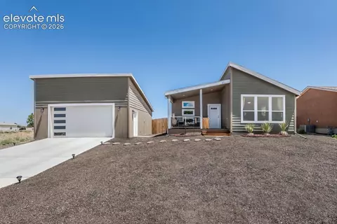 279 W Acorn Dr, Pueblo West, CO 81007