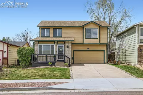 6640 Oakwood Blvd, Colorado Springs, CO 80923