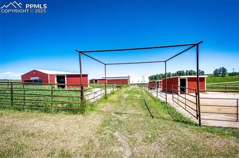 21179 Comanche Creek Dr, Elbert, CO 80106 photo 32