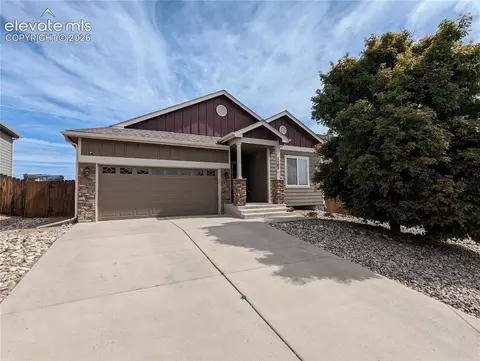 7502 Araia Dr, Fountain, CO 80817