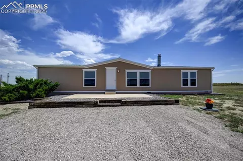 33115 Torrence Rd, Yoder, CO 80864 photo 1