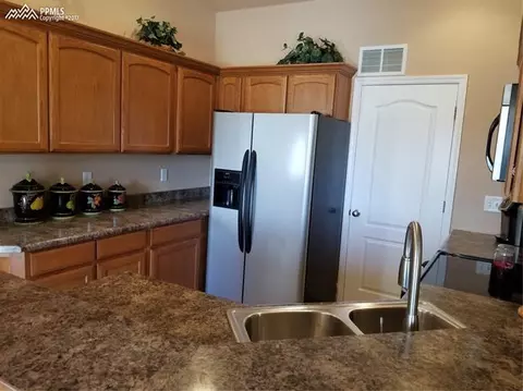 1230 E Rustic Dr, Pueblo West, CO 81007 photo 7