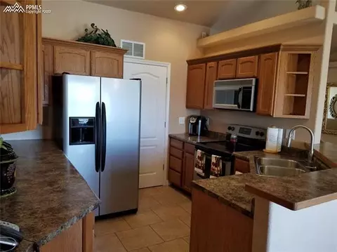 1230 E Rustic Dr, Pueblo West, CO 81007 photo 8