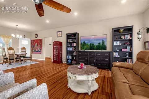 Living - 11 Capistrano Dr, Florence, CO 81226 photo 2 of 3