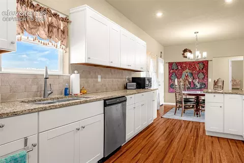 Kitchen - 11 Capistrano Dr, Florence, CO 81226 photo 3 of 3