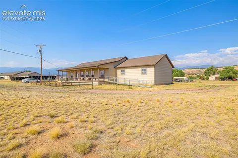 Exterior - 11 Capistrano Dr, Florence, CO 81226 photo 3 of 6