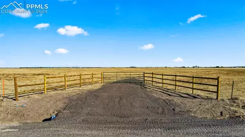 1 J D Johnson Rd, Calhan, CO 80808