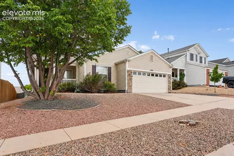 6585 Sonny Blue Dr, Colorado Springs, CO 80923