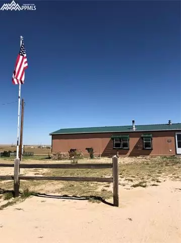 35355 Fossinger Rd, Yoder, CO 80864 photo 3