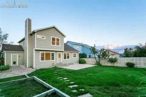7621 Potomac Dr, Colorado Springs, CO 80920