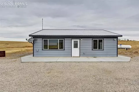 1220 Choate Ln, Yoder, CO 80864 photo 3