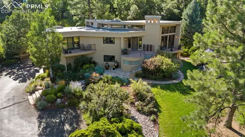 515 S Bear Paw Ln, Colorado Springs, CO 80906