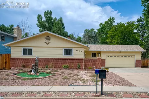 1702 Sanderson Ave, Colorado Springs, CO 80915