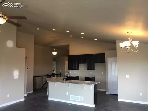 12503 Mt Lindsey Dr, Peyton, CO 80831 photo 9