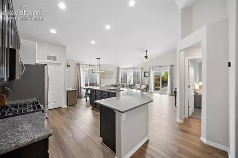 Kitchen - 9790 Vistas Park Dr, Peyton, CO 80831 photo 1 of 4