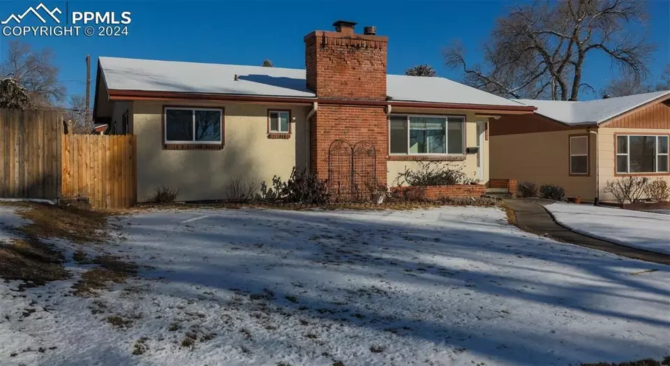 Exterior - 1023 Swope Ave, Colorado Springs, CO 80909 photo 12 of 13