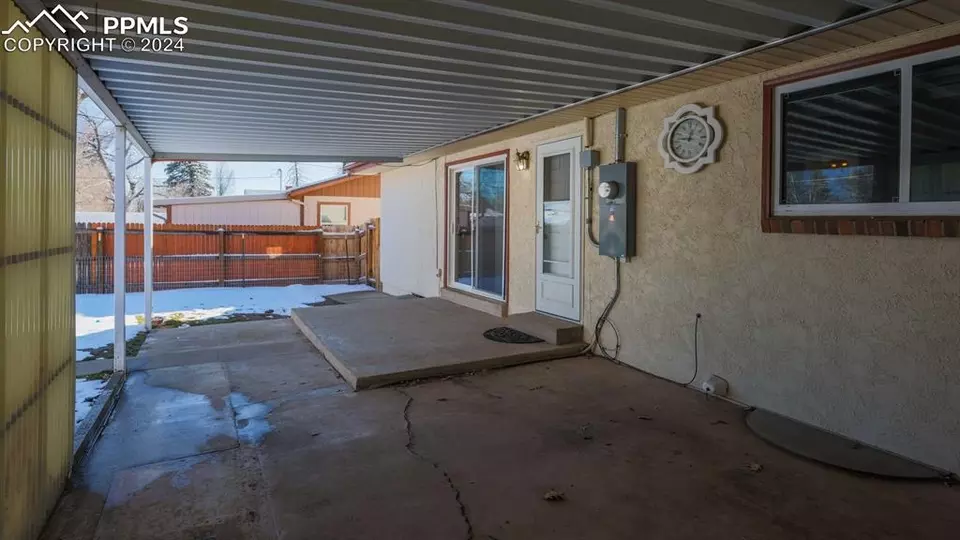Exterior - 1023 Swope Ave, Colorado Springs, CO 80909 photo 9 of 13