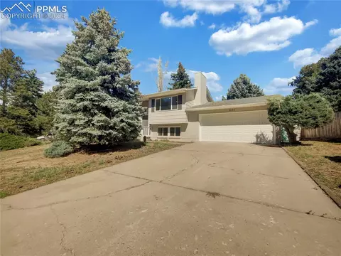 3185 Teardrop Cir, Colorado Springs, CO 80917