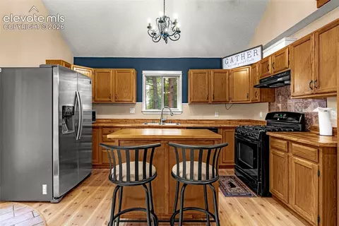 Kitchen - 271 County Road 512, Divide, CO 80814 photo 1 of 3