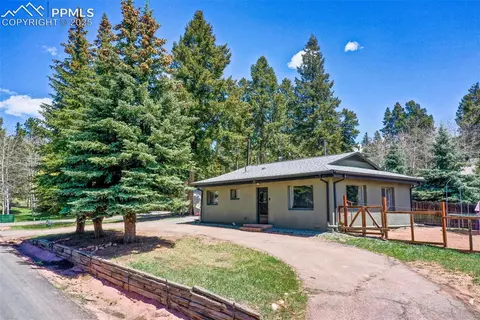 401 N Fairview St, Woodland Park, CO 80863