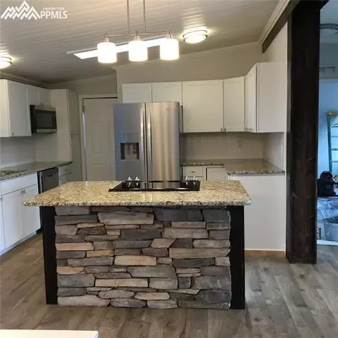 367 E Longbow Dr, Divide, CO 80814 photo 16