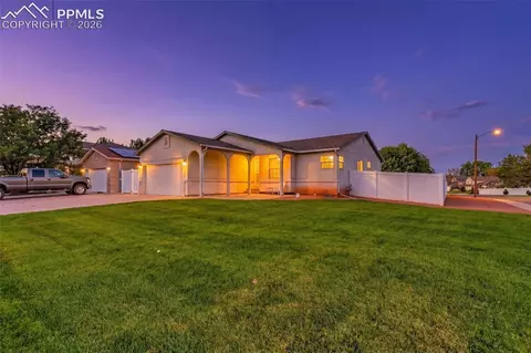 1 Hardwick Ct, Pueblo, CO 81005