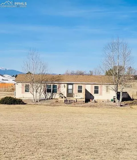 5810 Whipshaw Rd, Peyton, CO 80831