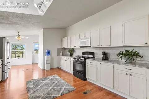 17315 Hopper Rd, Peyton, CO 80831 photo 4