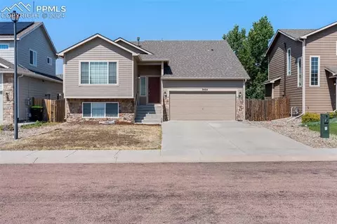 9464 Portmarnock Ct, Peyton, CO 80831 photo 2