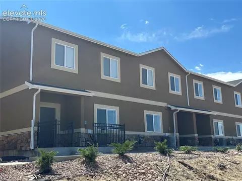 1718 Sandtoft Hts, Colorado Springs, CO 80951