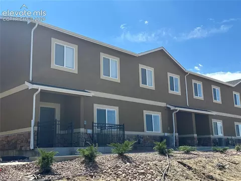 1718 Sandtoft Hts, Colorado Springs, CO 80951