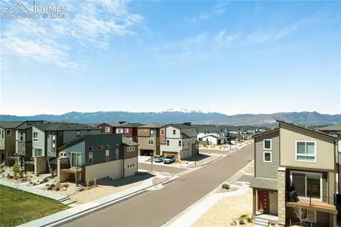 6826 Starry Night Ln, Colorado Springs, CO 80923