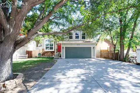 4341 Bramble Ln, Colorado Springs, CO 80925