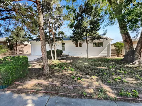 307 Mount View Ln, Fountain, CO 80817