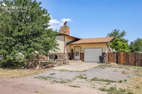 248 S Dacona Dr, Pueblo West, CO 81007