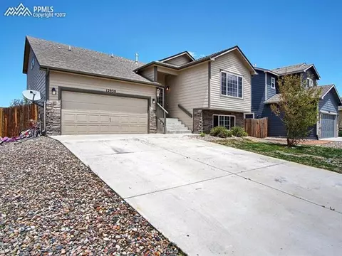 12930 Devils Thumb Pl, Peyton, CO 80831 photo 2
