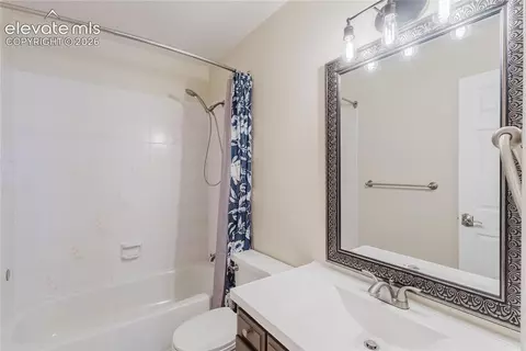 Bath - 770 Bowstring Rd, Monument, CO 80132 photo 3 of 5