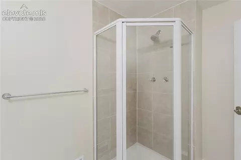 Bath - 770 Bowstring Rd, Monument, CO 80132 photo 5 of 5