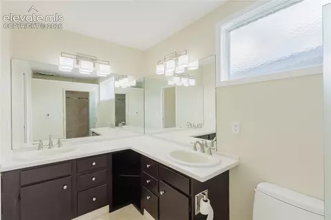 Bath - 770 Bowstring Rd, Monument, CO 80132 photo 2 of 5