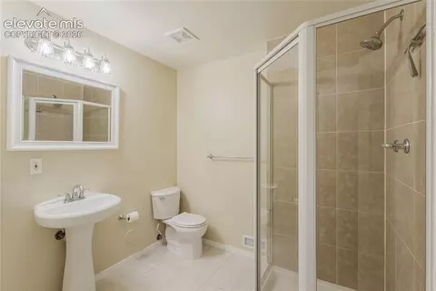 Bath - 770 Bowstring Rd, Monument, CO 80132 photo 4 of 5