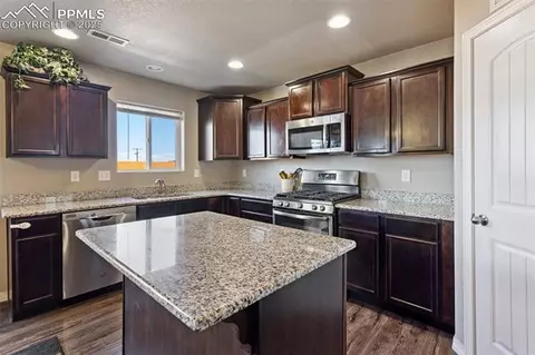7802 Hirshorn Pt, Peyton, CO 80831 photo 10