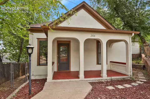 860 Prospect Pl, Manitou Springs, CO 80829