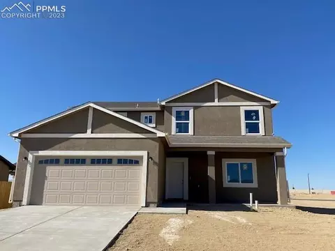 2319 Steamboat Ct, Pueblo, CO 81008