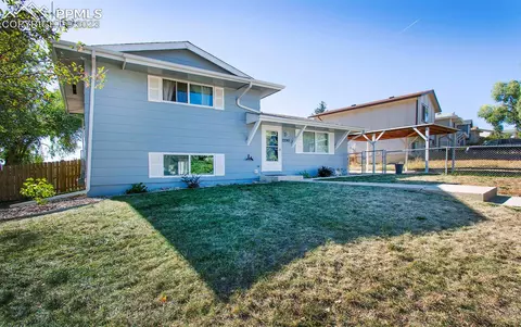 2290 Pepperwood Dr, Colorado Springs, CO 80910