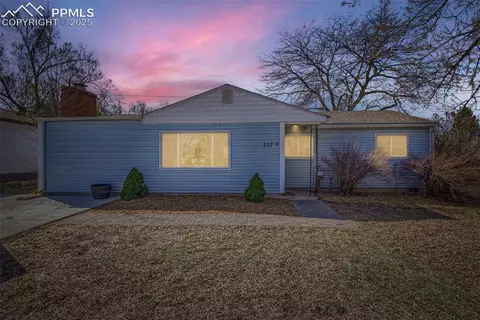 307 Redwood Dr, Colorado Springs, CO 80907