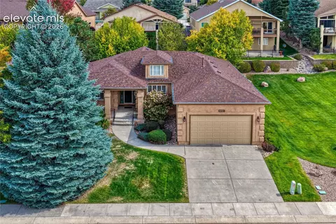 5743 Creekwood Ct, Colorado Springs, CO 80918