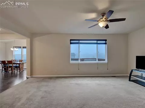 10807 Mount Evans Dr, Peyton, CO 80831 photo 6