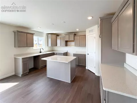 Kitchen - 8262 Lemon Grass Rd, Peyton, CO 80831 photo 3 of 4