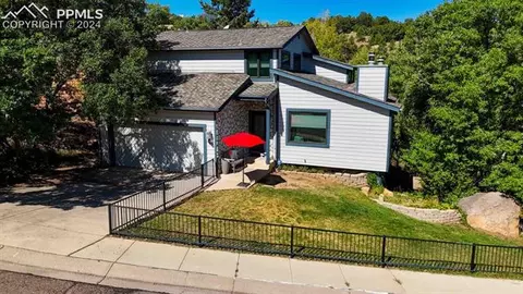 611 Crystal Hills Blvd, Manitou Springs, CO 80829