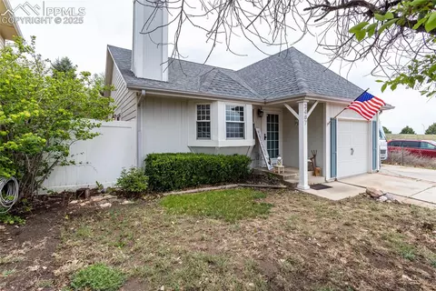 3487 Foxridge Dr, Colorado Springs, CO 80916